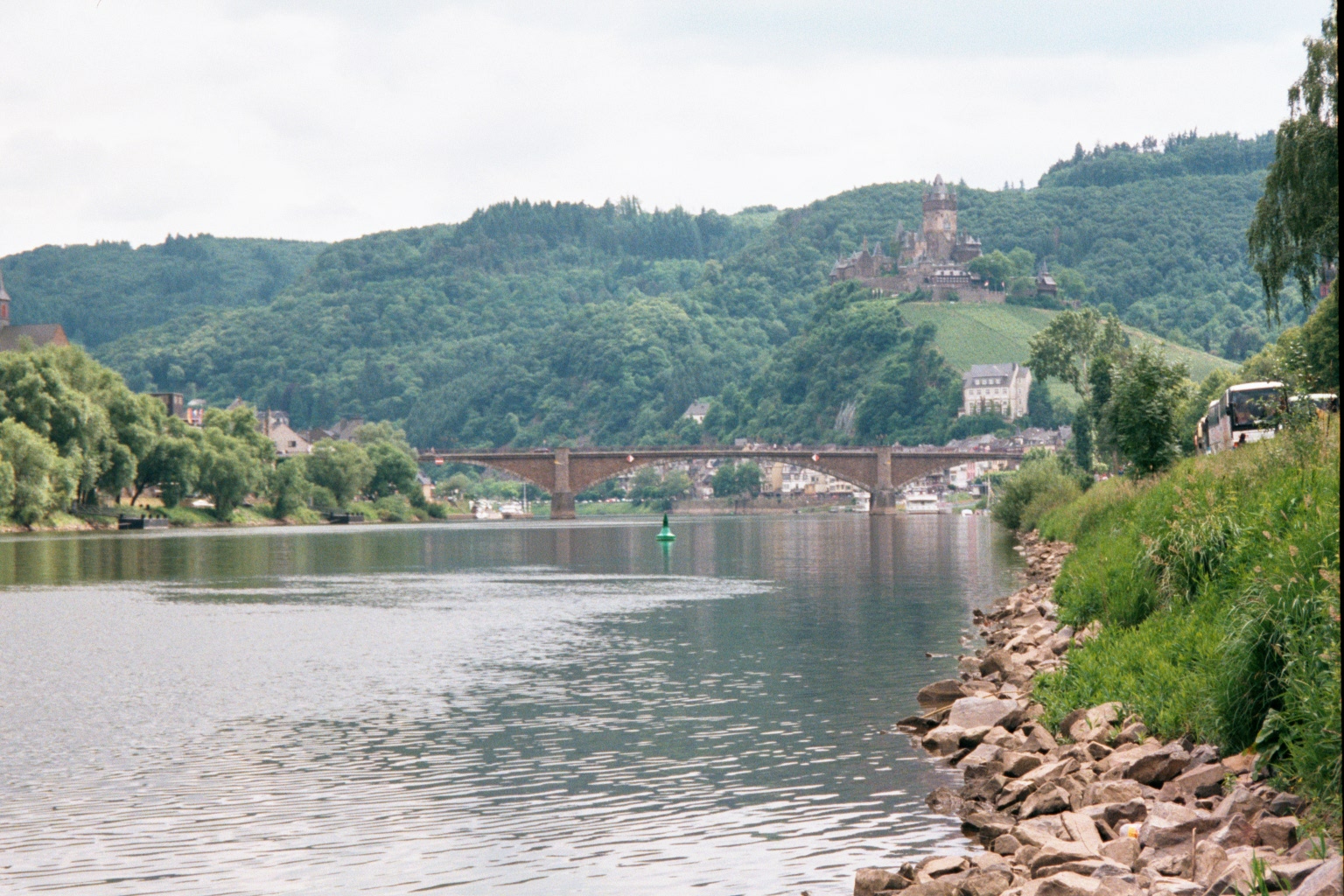 Along the Mosel river is the city and castle of Cochem