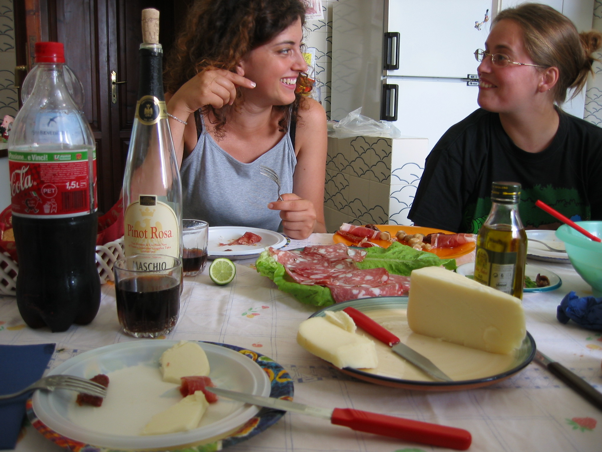 Time for food. Letizia has brought good things from Sicily. Some goat cheese, some bovine.